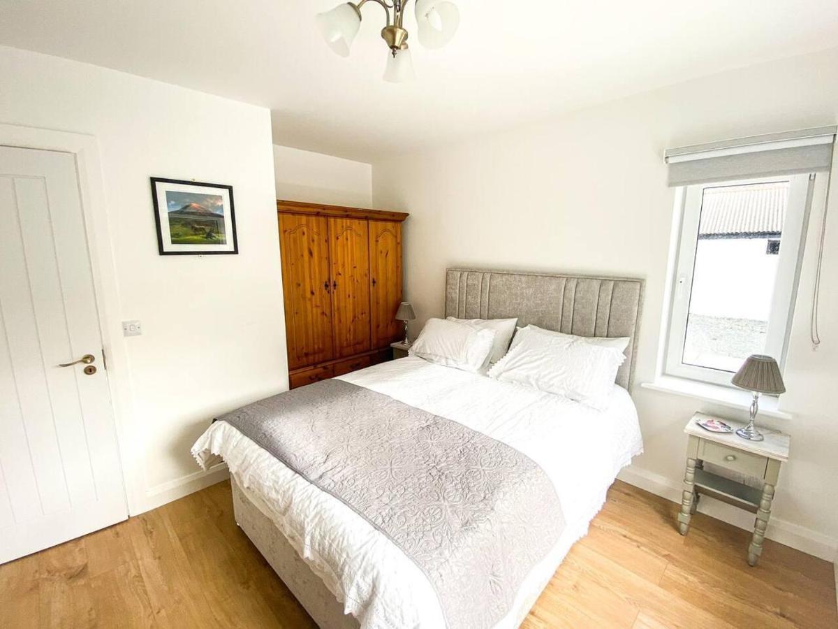 Stunning - Sleeps 6 Holiday home Westport