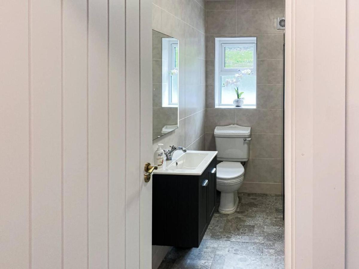 Stunning - Sleeps 6 Holiday home Westport